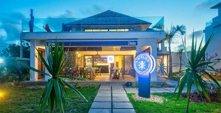 L'Atelier_Restaurant_-_Mythic_Suites_&_Villas_Conciergery_L'Atelier_Restaurant1