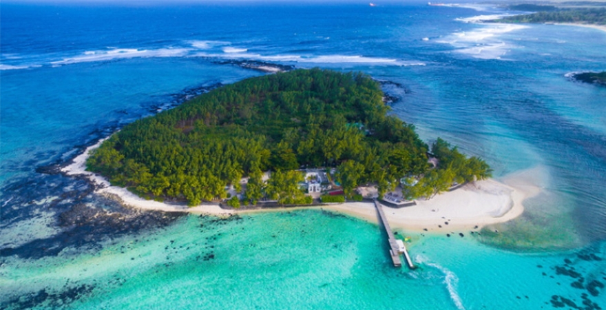 Ile_Des_Deux_Cocos_3577_2y_DESK_PDP_M