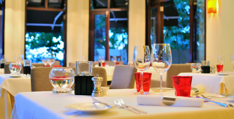 la_table_du_cardinal_0000s_0004_dsc_0646_1.jpg
